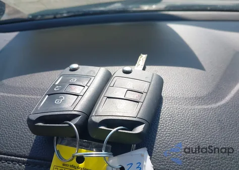 2023 Volkswagen Jetta 1.5T Sport z USA, uszkodzony, nr VIN 3VWBM7BU9PM009385